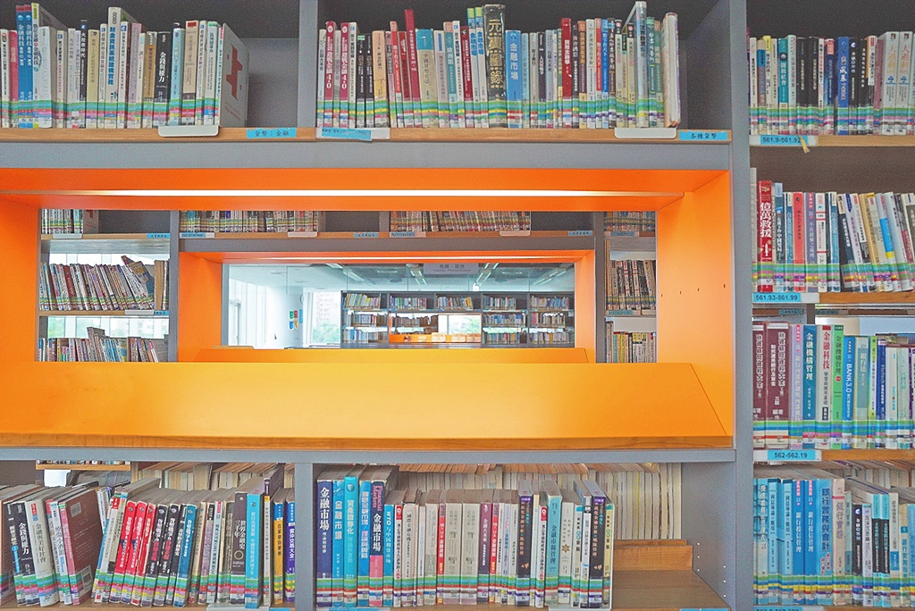 這座圖書館是我的避風港